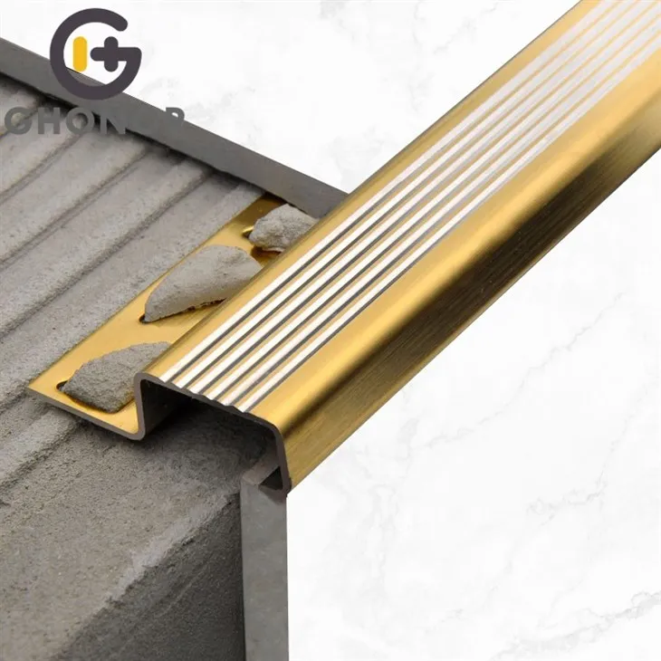 Grooved stainless steel stair nose