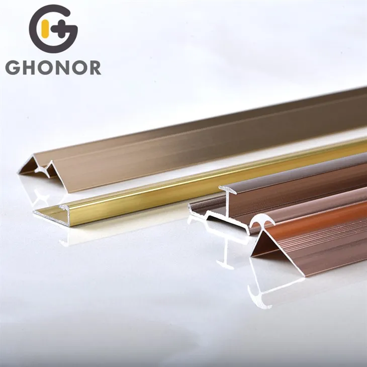 עיטור קצה אריחי קיר